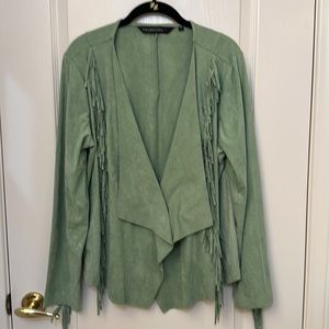 NWOT Colleen Lopez lightweight faux suede jacket w/fringe down front & sleeves